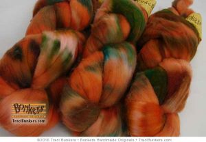 TraciBunkers.com - Superwash Merino SPinning Fiber in Velvet Mango Tango TraciBunkers.com - Superwash Merino SPinning Fiber in Velvet Mango Tango