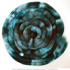 TraciBunkers.com - Hand-dyed Superwash Merino Spinning Fiber: Emerald Forest swm_emeraldforest_01.jpg